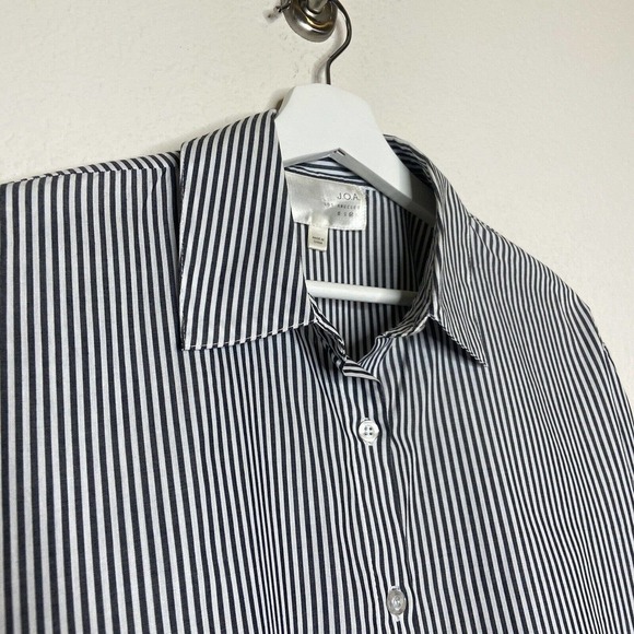 J.O.A. Tie Bell Cuff Charcoal and White Striped Button-Up M - Picture 3 of 8